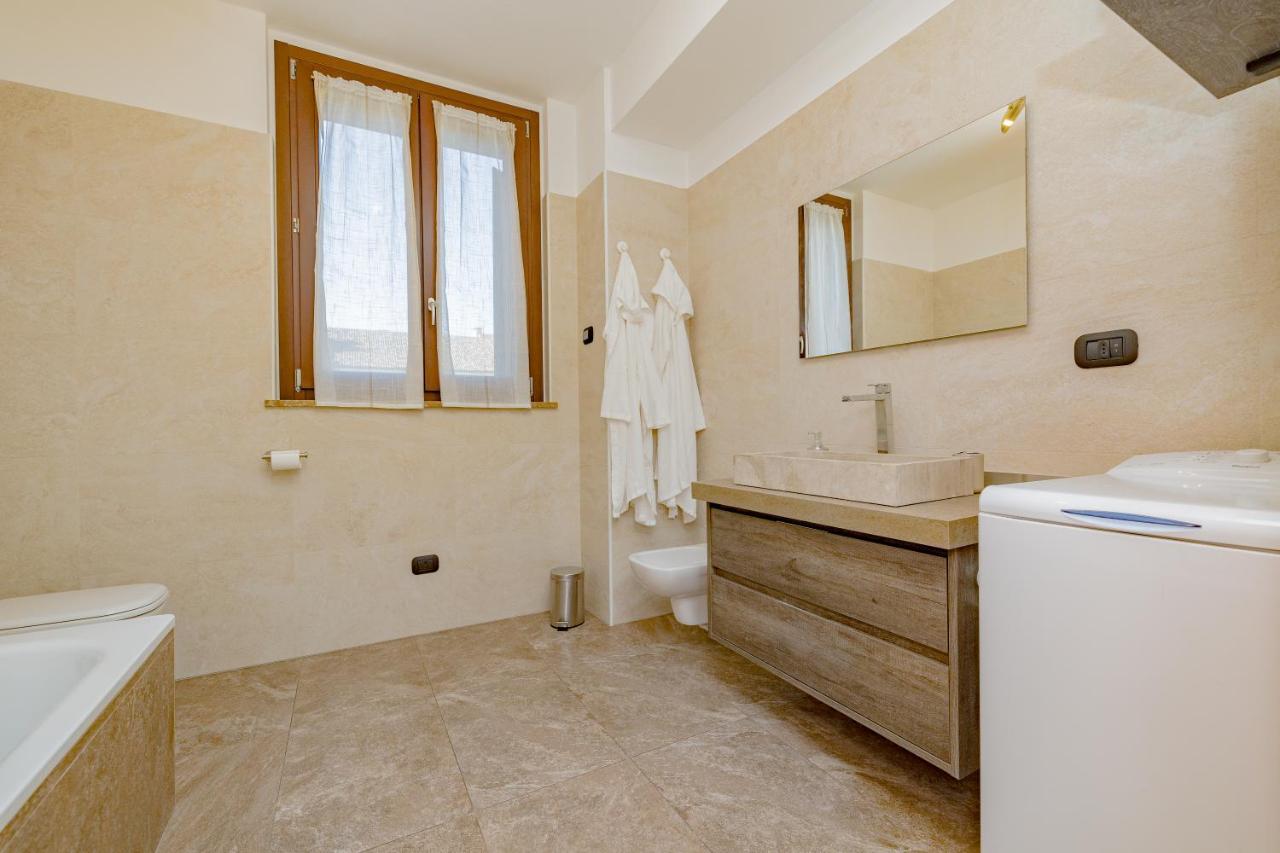 Milan Forum Camelia Guesthouse Assago Exteriör bild