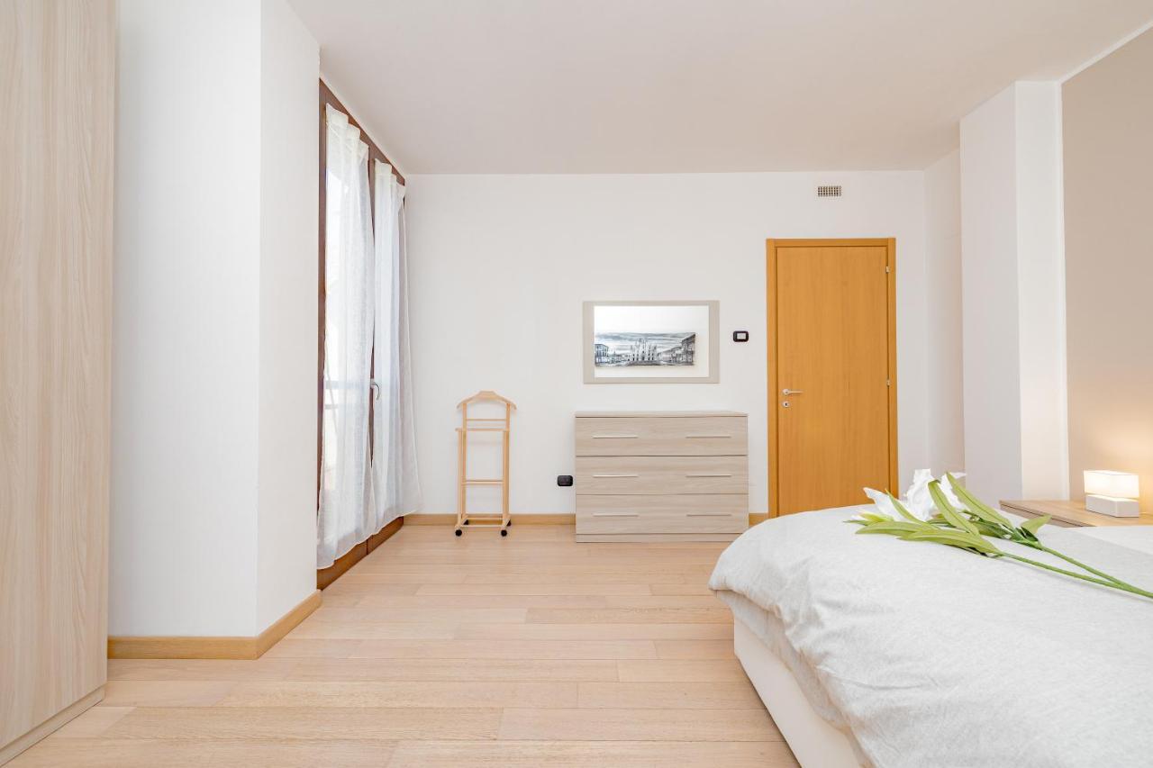 Milan Forum Camelia Guesthouse Assago Exteriör bild